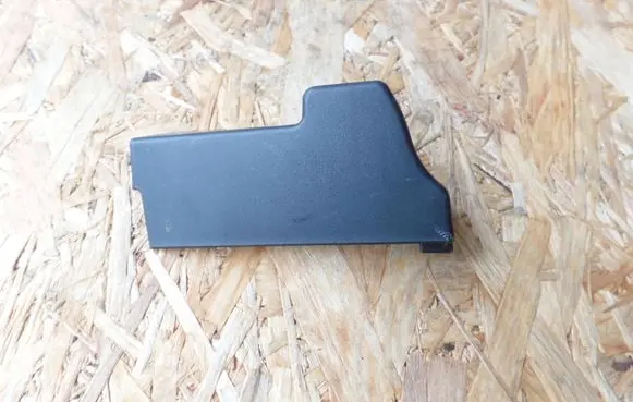 Subaru Legacy Seat trim AA911230