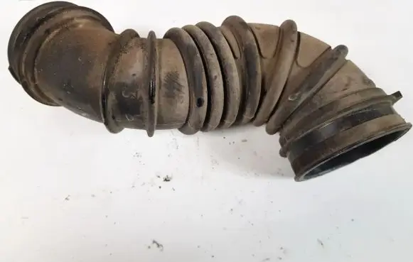 Toyota Corolla E120 E130 Air intake hose/pipe 17880d080