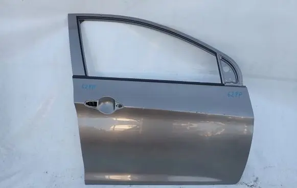 KIA Picanto Front door