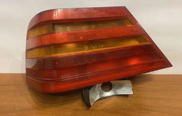 Mercedes-Benz S W140 Rear/tail lights B467