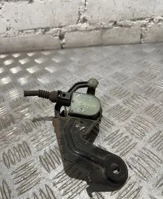 Headlight/headlamp level sensor