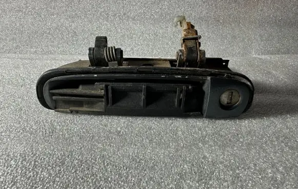 Audi A3 S3 8L Front door exterior handle 4B1837885