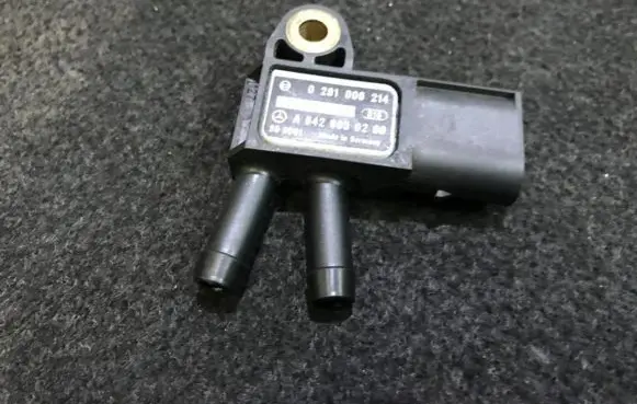 Mercedes-Benz ML W166 Air pressure sensor 0281006214 a6429050200
