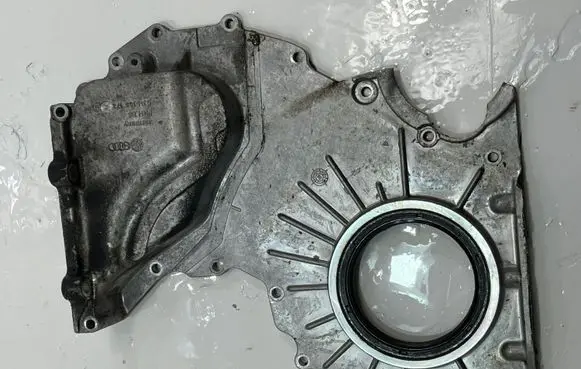Volkswagen Touareg II Timing chain cover 03H103173B