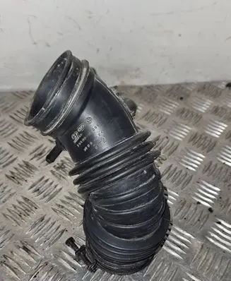 KIA Sportage Air intake hose/pipe 281392E000