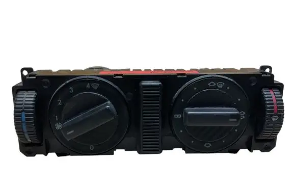 Mercedes-Benz C AMG W203 Climate control unit 2028300985 9140010092