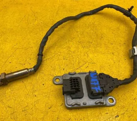Mercedes-Benz A W177 Lambda probe sensor A0009053109