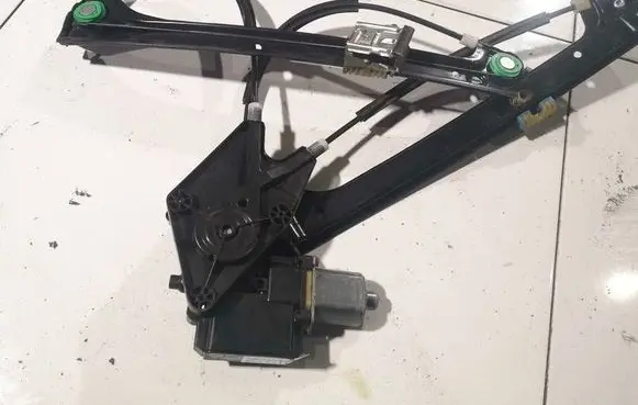 Renault Laguna I Sliding door window regulator with motor 