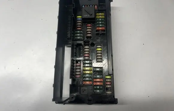 BMW 5 F10 F11 Fuse box set 1670487