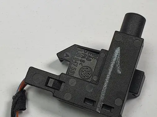 Volkswagen New Beetle Hand parking brake sensor 1J0947561