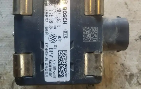 Volkswagen PASSAT B8 Distronic sensor radar 3Q0907572A