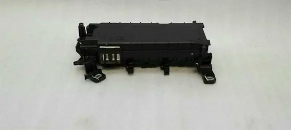 Mercedes-Benz A W176 Fuse box set A2465400340
