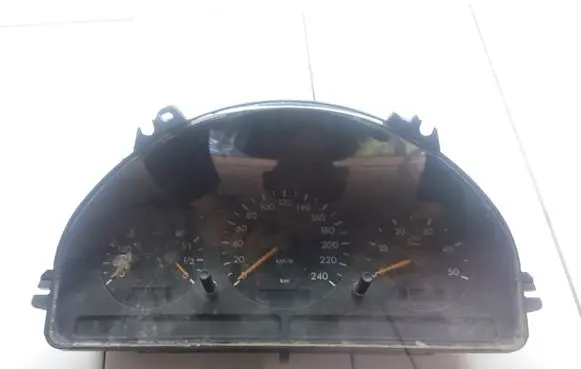 Mercedes-Benz ML W163 Speedometer (instrument cluster) A1635404011