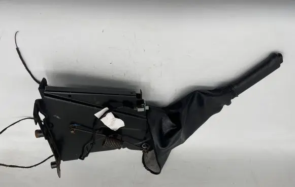 Iveco Daily 5th gen Hand brake release handle 