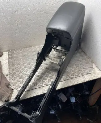 Nissan Murano Z51 Armrest 