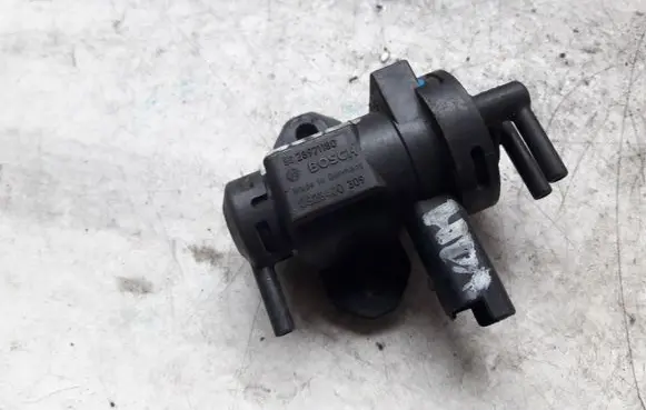 Peugeot 306 Vacuum valve 0928400309