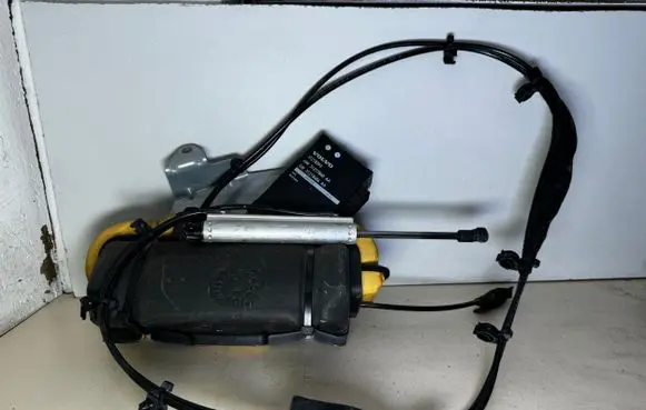 Volvo V70 Tailgate hydraulic set 31218393 31217840AA