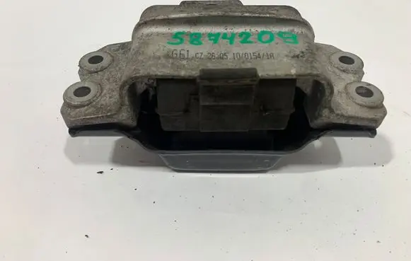 Skoda Octavia Mk2 (1Z) Engine mount bracket 1K0199555