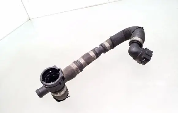 Audi A6 S6 C6 4F Engine coolant pipe/hose
