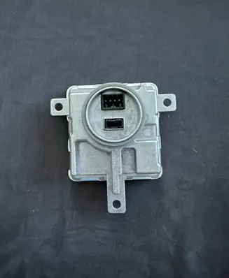 Volkswagen PASSAT CC Headlight ballast module Xenon 8K0941597E W003T22071
