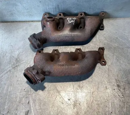 Mercedes-Benz E W124 Exhaust manifold 6061421002 6061420802