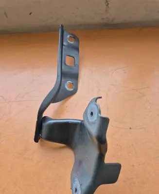 Opel Astra L Engine bonnet/hood hinges 9835298780 9840405480