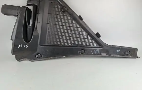 BMW X5 E70 Wiper trim 10834110