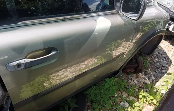 Volvo XC90 Front door