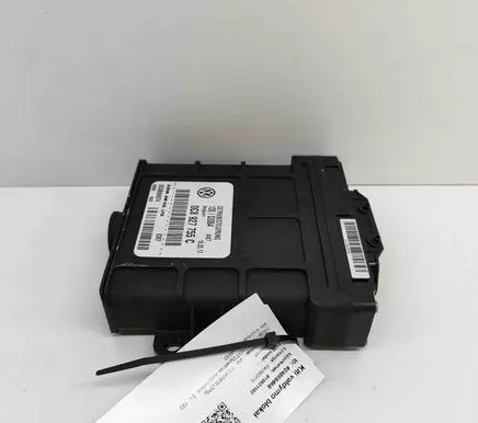 Volkswagen Touareg II Gearbox control unit/module 0C8927755C