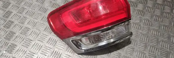 Jeep Grand Cherokee Rear/tail lights P68110017AE