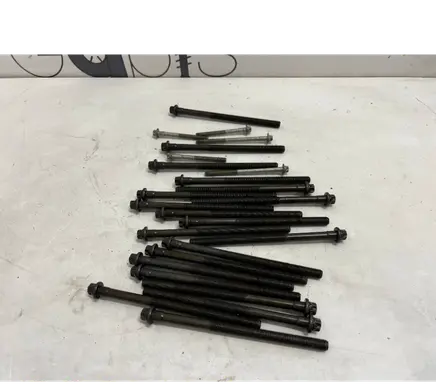 Mercedes-Benz C AMG W205 Nuts/bolts 