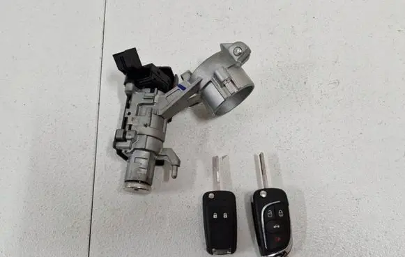 Opel Insignia A Ignition lock 23276089