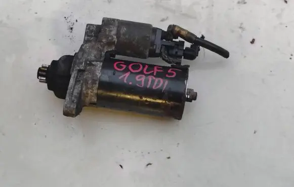 Volkswagen Golf V Starter motor 
