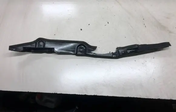 Mazda 6 Fender foam support/seal GS1D56391