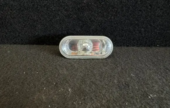 Volkswagen PASSAT B5.5 Front fender indicator light 1J0949117