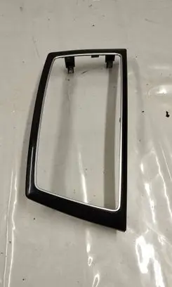 Mercedes-Benz GLE (W166 - C292) Radio/GPS head unit trim A1666802417