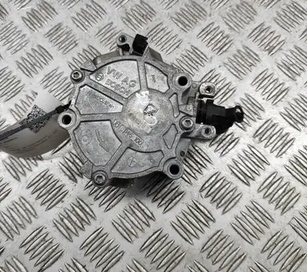 Volkswagen Golf VIII Vacuum pump 06Q145100F