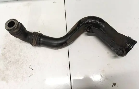 Volkswagen PASSAT B6 Intercooler hose/pipe 1K0145762P