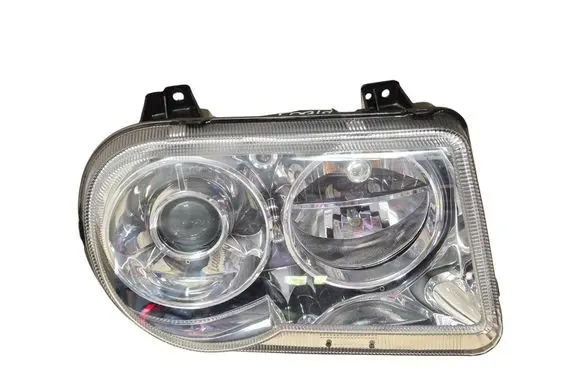 Chrysler 300 - 300C Headlight/headlamp
