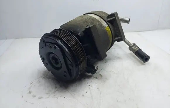 Renault Laguna II Air conditioning (A/C) compressor (pump) 8200024397