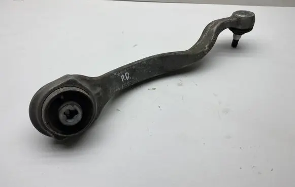 Mercedes-Benz E W212 Front lower control arm/wishbone