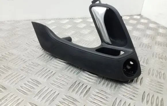 Front door interior handle