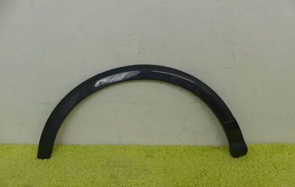 Audi Q2 - Rear arch trim 81a853818a