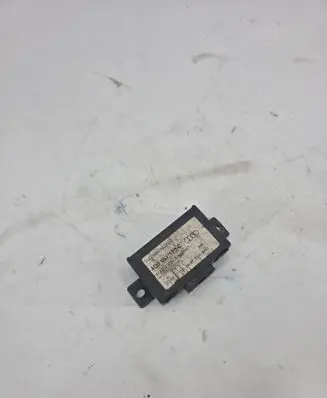 Audi A8 S8 D2 4D Alarm control unit/module 4D0951173C