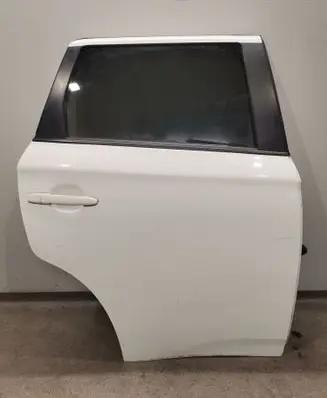 Mitsubishi Outlander Rear door 