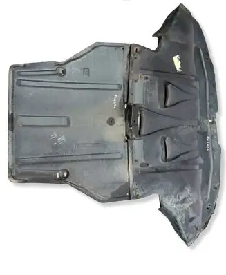 Volkswagen PASSAT B5.5 Engine splash shield/under tray 