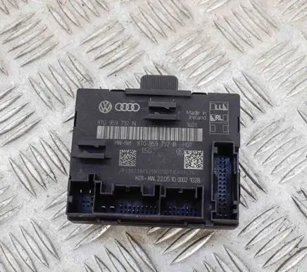 Audi A5 8T 8F Door control unit/module