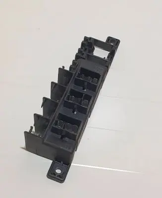 Audi A6 S6 C5 4B Fuse box set 8L0941822A 890083000