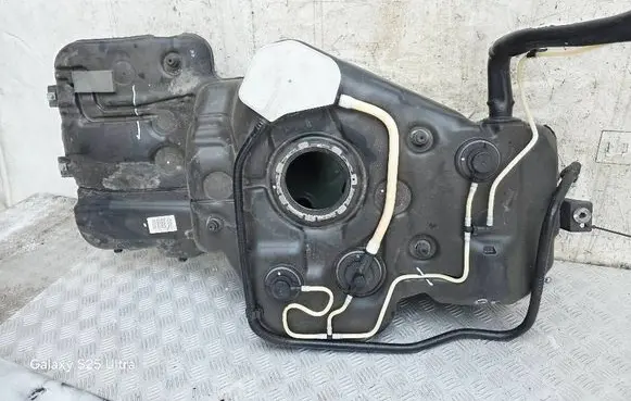 Audi Q5 SQ5 Fuel tank 8R0201021 8R0201021XXX 8R0201183A