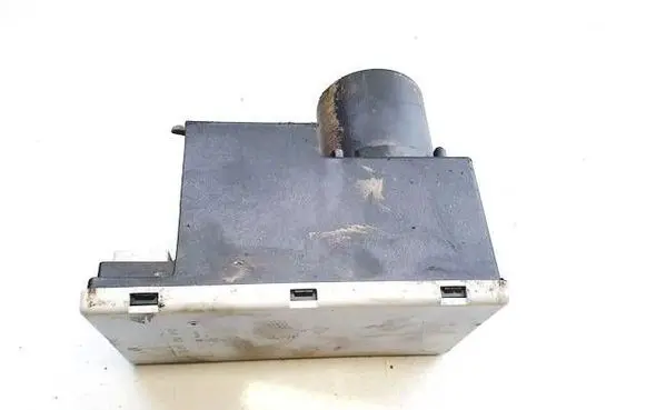 Audi A4 S4 B5 8D Vacuum pump 8l0862257l